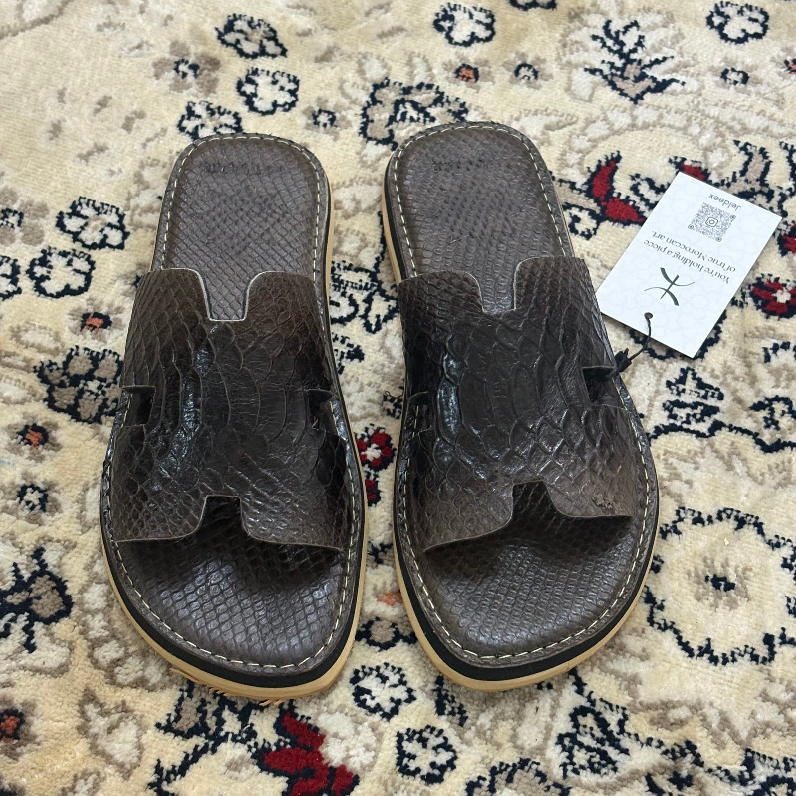 SANDALE H CUIR CROCO MARRONXNOIR – Image 2