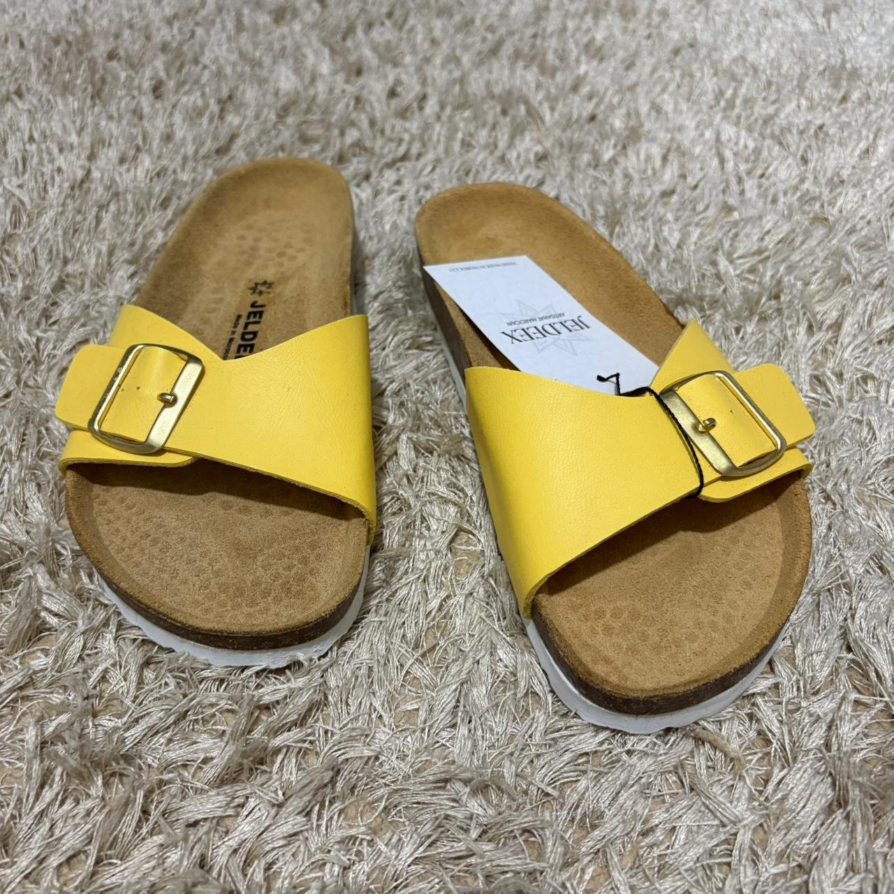 SANDALE BIRKEN JAUNE